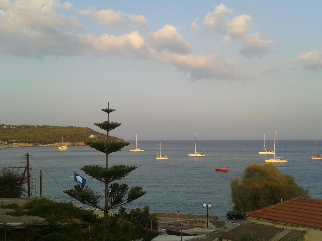 Sunrise Flora Daire Agia Marina  Dış mekan fotoğraf