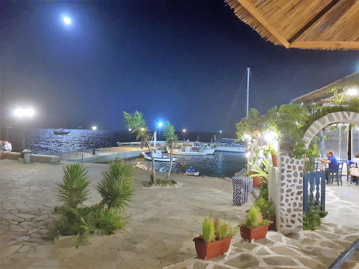 Sunrise Flora Daire Agia Marina  Dış mekan fotoğraf